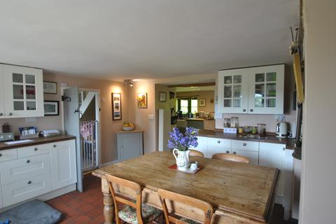 4 bedroom cottage for sale, Newtown, Sixpenny Handley SP5