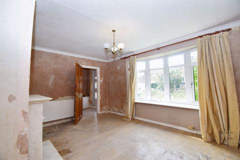 153 Farm Road, Kendray, Barnsley, S70 3DW