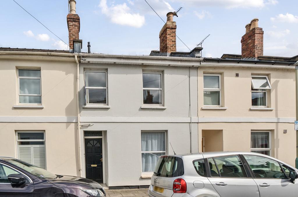 Swindon Street, Cheltenham... 2 bed terraced house for sale £300,000