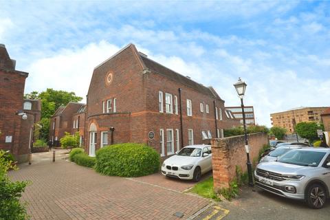 2 bedroom apartment for sale, Aylesbury, Aylesbury HP19