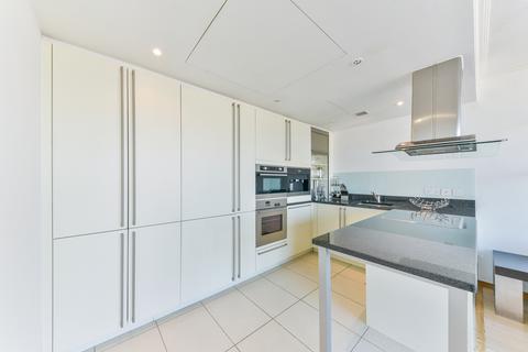 1 bedroom apartment to rent, No.1 West India Quay, Canary Wharf, London, E14