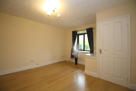 3 bedroom semi-detached house to rent, Beardsley Road, Quorn, LE12