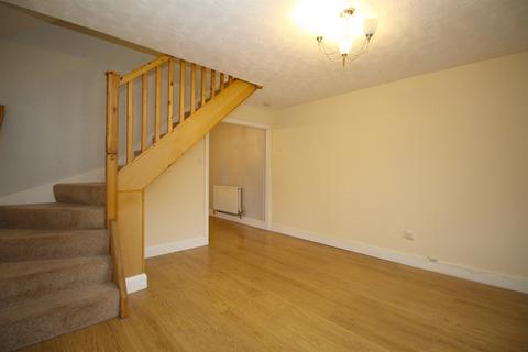 3 bedroom semi-detached house to rent, Beardsley Road, Quorn, LE12