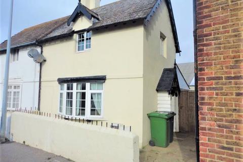 2 bedroom semi-detached house to rent, Station Road, Bexhill-on-Sea, TN40