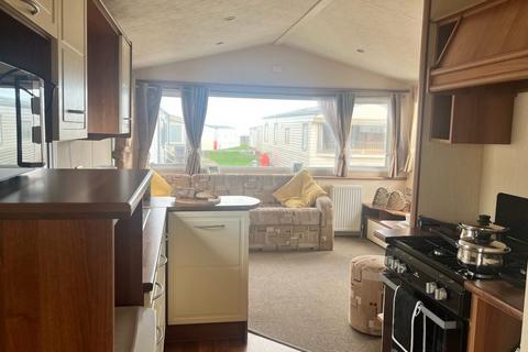 2 bedroom static caravan for sale, Pakefield Holiday Park