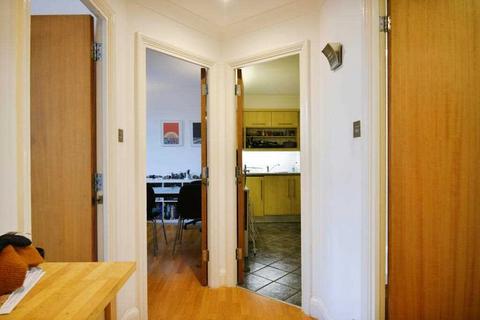 1 bedroom apartment to rent, Belvedere Road, London