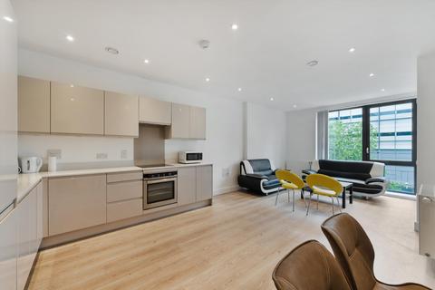 2 bedroom flat to rent, Glass Blowers House, 15 Valencia Close, London, E14