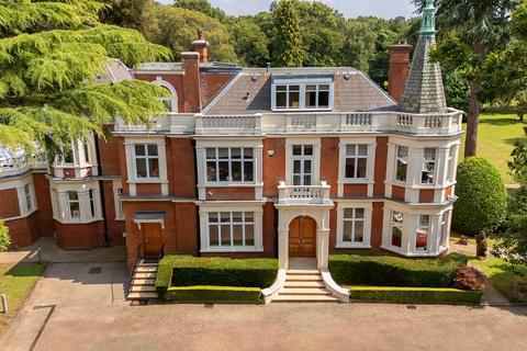 7 bedroom detached house for sale, The Ridgeway, London NW7