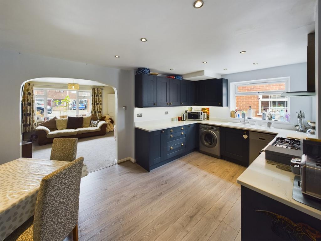 Monarch Drive, Worcester... 3 bed semidetached house for sale £290,000