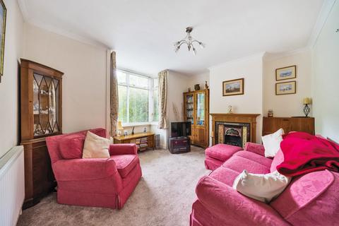 2 bedroom semi-detached house for sale, Addlestone, Surrey KT15
