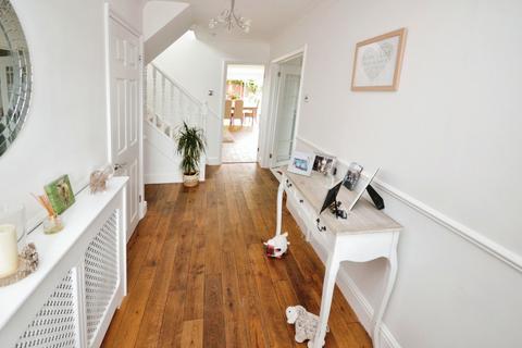 248a Southend Road, Stanford-le-hope, SS17 7AG