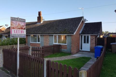 3 bedroom detached bungalow to rent, Wingfield Road, Lakenheath, Suffolk, IP27