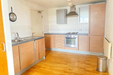 3 bedroom flat to rent, Spindletree Avenue, Manchester M9