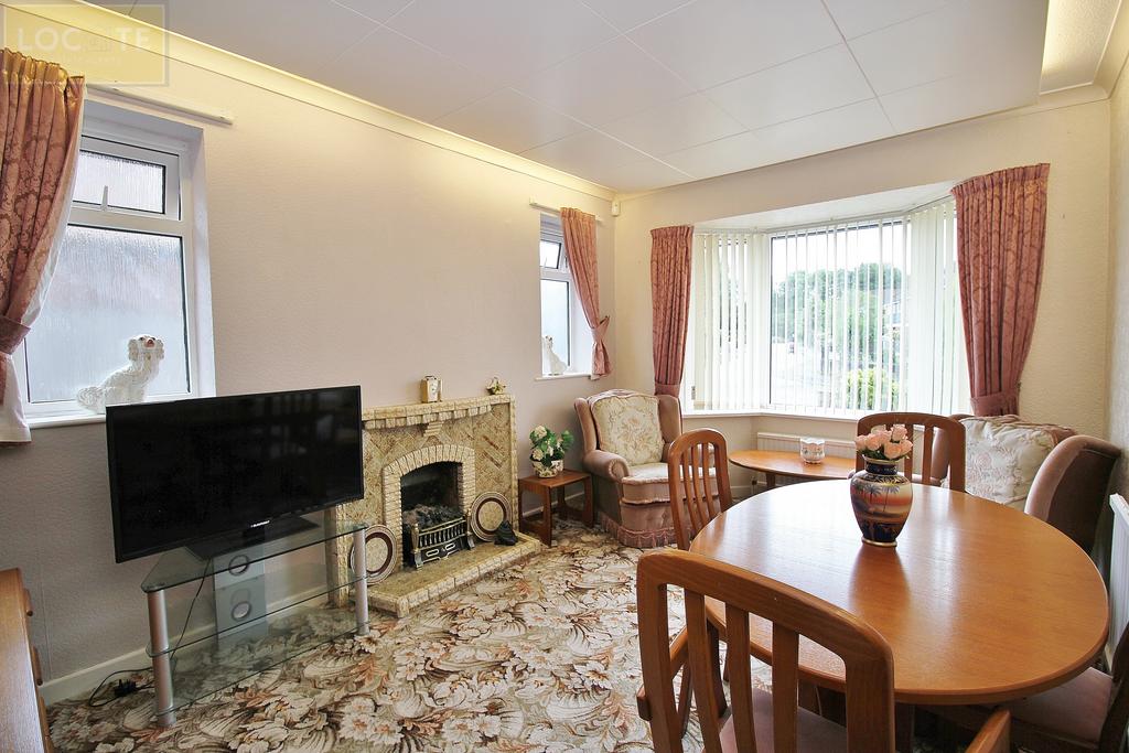 Balmoral Road, Flixton, Manchester 3 bed bungalow for sale £425,000