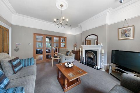 18 Albany Road, Sheffield, S7 1DP