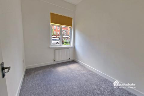 2 bedroom flat for sale, Norwich Avenue West, Bournemouth BH2