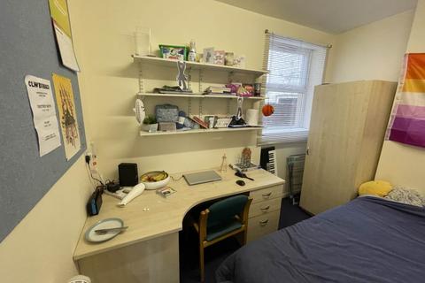 1 bedroom in a house share to rent, Gwennyth House, (Flat 13) Room 2 (GFR), Gwennyth Street, Cathays