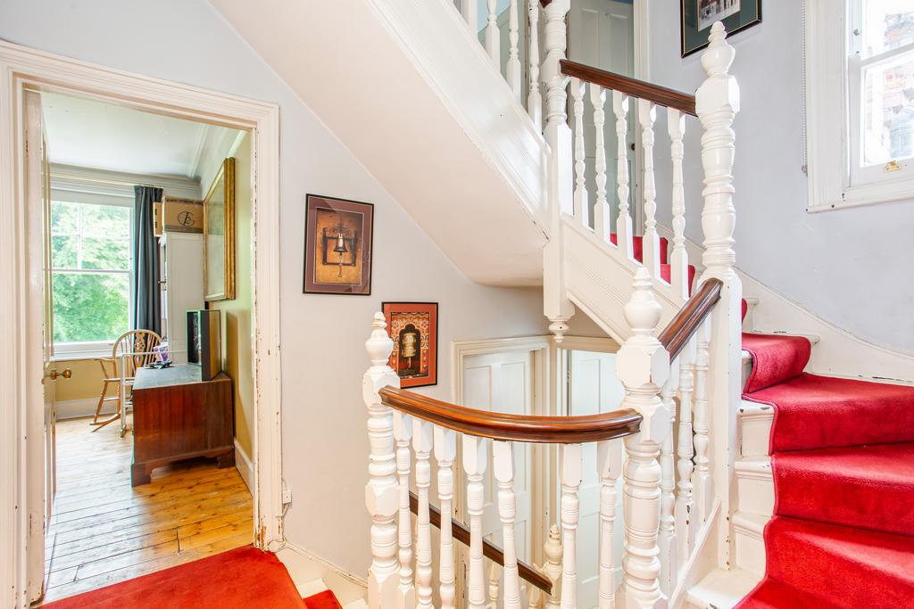 Landing/stairs