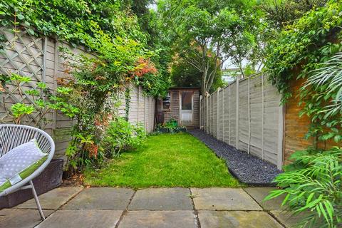 2 bedroom end of terrace house for sale, Saunders Piece, Ampthill, Bedfordshire, MK45