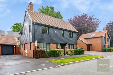 4 bedroom detached house for sale, Bannister Way, Leybourne, ME19