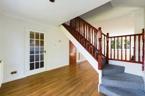 10 Essex Close, Churchdown, Gloucester, GL3 1NZ