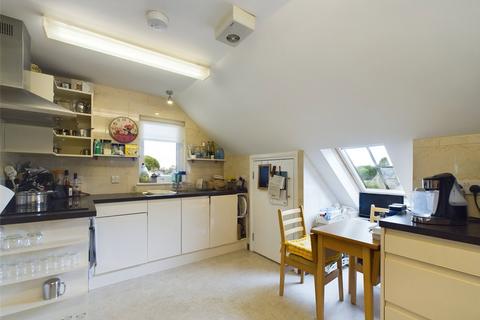 2 bedroom flat for sale, Yelverton, Devon