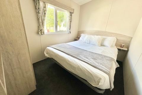 3 bedroom static caravan for sale, St Osyth Beach Holiday Park