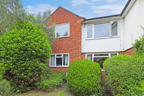 81c Russell Road, Buckhurst Hill, IG9 5QF