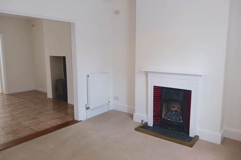 2 bedroom end of terrace house to rent, Church Street, Great Shelford,