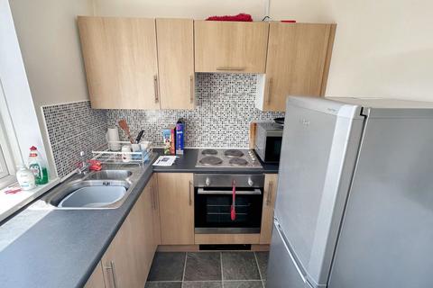 2 bedroom flat for sale, Lyndhurst Road, North Seaton, Ashington, Northumberland, NE63 9SS