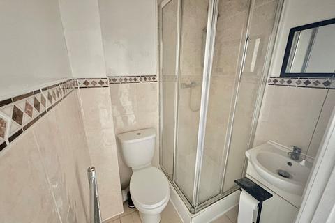 1 bedroom flat to rent, 16 Langham Road, Tottenham