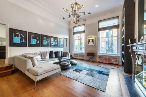 3 bedroom flat for sale, Old Brompton Road, South Kensington, London