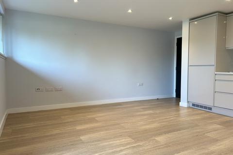 2, Liston House Cromwell Gardens, Marlow, SL7 1BY