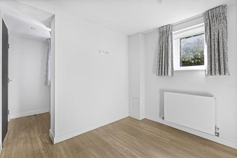 2, Liston House Cromwell Gardens, Marlow, SL7 1BY
