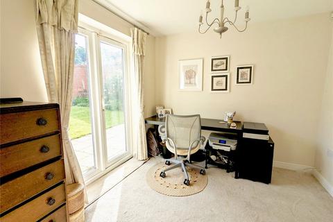 21 Tregony Road, Orpington, BR6 9XB