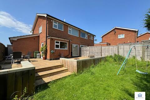 85 Severn Road, Oadby, Leicester, LE2 4FW