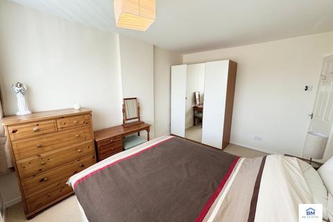 85 Severn Road, Oadby, Leicester, LE2 4FW