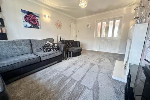 3 bedroom semi-detached house for sale, Kinross Crescent, Luton LU3