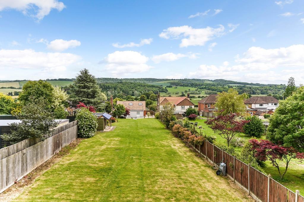 Canterbury Road, Bilting, Ashford... 4 bed bungalow for sale £625,000
