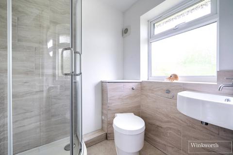 7 Chewter Close, Bagshot, GU19 5ND