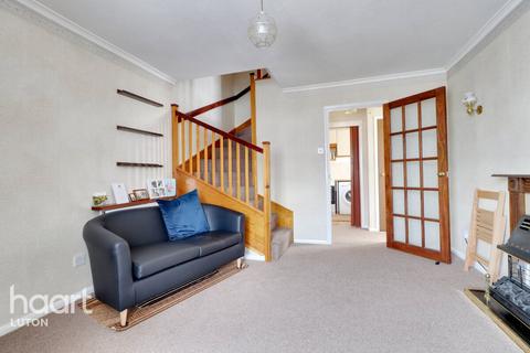 2 bedroom end of terrace house for sale, Somersby Close, Luton