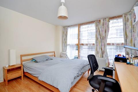 1 bedroom flat to rent, Featherstone Street, Old Street, London, EC1Y