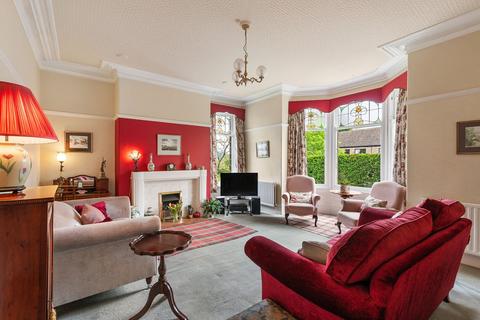 5 bedroom semi-detached house for sale, Skipton Road, Silsden, Keighley, West Yorkshire, BD20