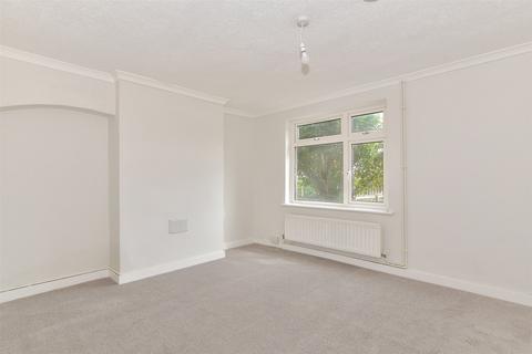 3 bedroom end of terrace house for sale, Lower Road, Faversham, Kent