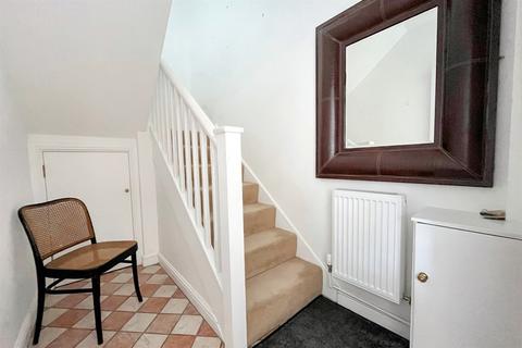 2 bedroom flat to rent, Fordingbridge