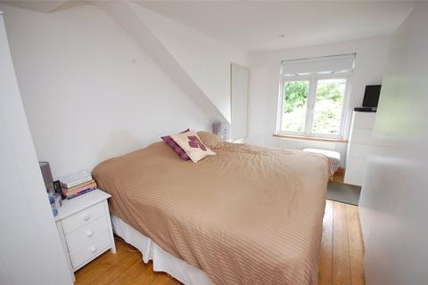 3 bedroom apartment for sale, Llanvanor Road, Childs Hill, NW2