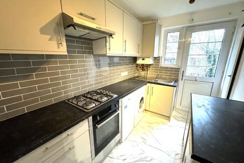 3 bedroom property to rent, Bonnersfield Lane, Harrow, Middlesex, HA1
