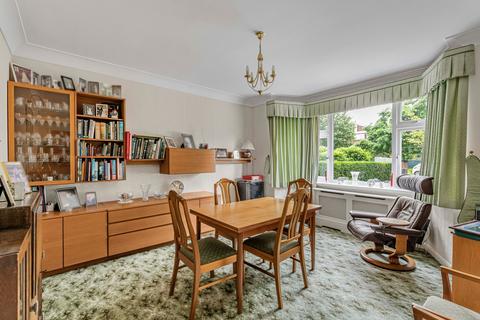 105 Foxgrove Road, Beckenham, BR3 5DA