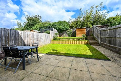 13 Meadowview Road, London, SW20 9AN