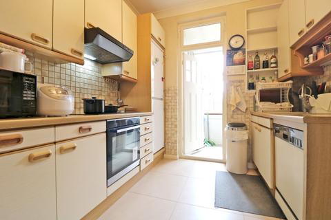 3 bedroom terraced house to rent, Haven Green Court, Haven Green, London, W5